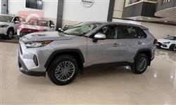 تۆیۆتا ڕاڤ 4